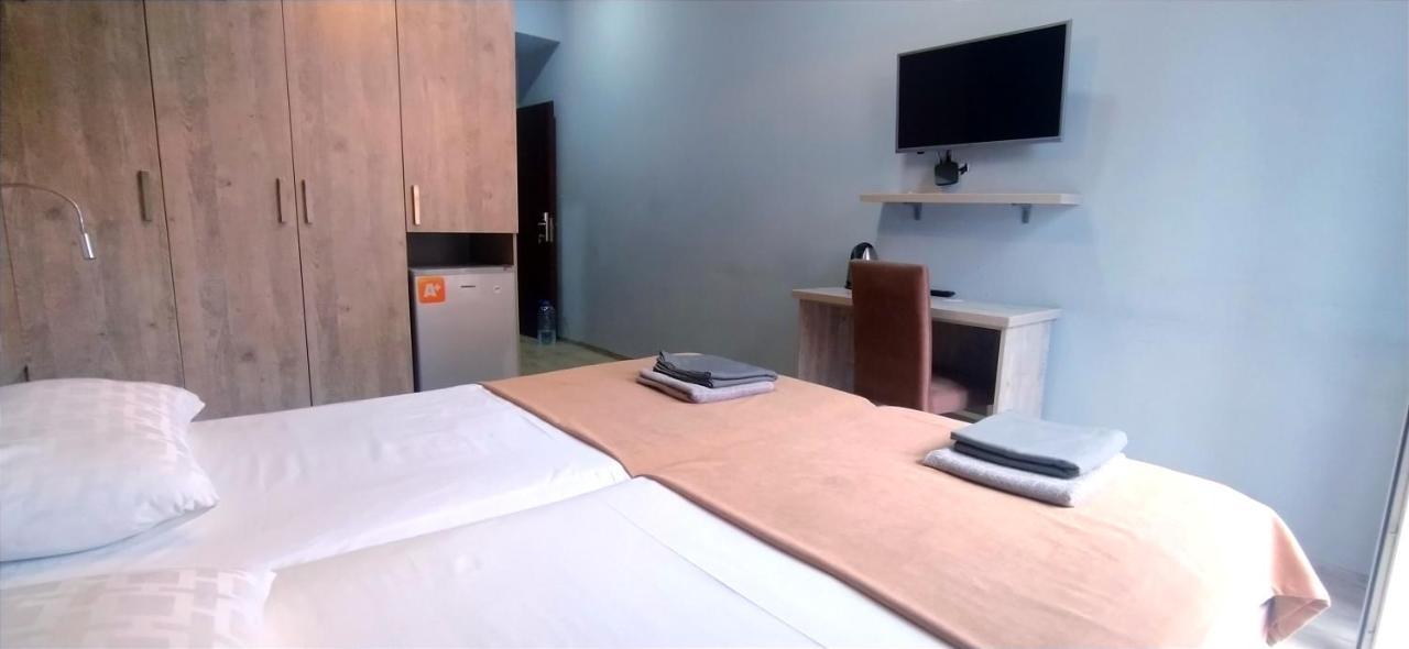 Winetorium Hotel Tbilisi Ngoại thất bức ảnh