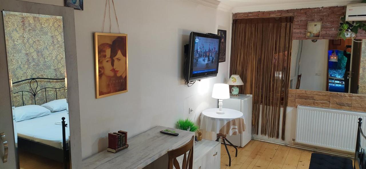 Winetorium Hotel Tbilisi Ngoại thất bức ảnh